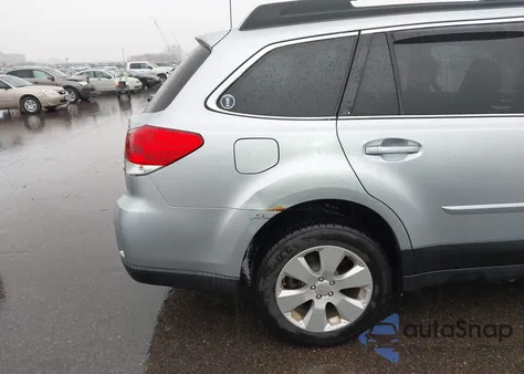 2012 Subaru Outback 2.5I Premium z USA, uszkodzony, nr VIN 4S4BRCBC8C3246851